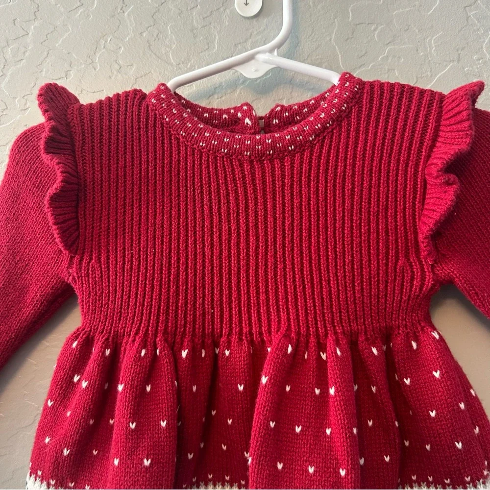 Max Studio baby red floral sweater dress, tight and hat matching set size 0-3 mo